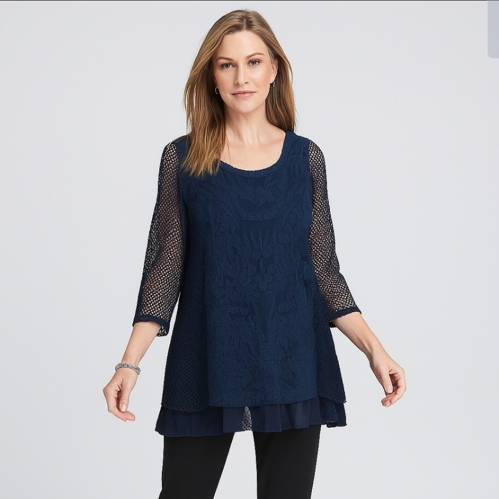 Cleo Navy Lace Tunic Top Size M | Elegant 3/4 Sleeve Blouse